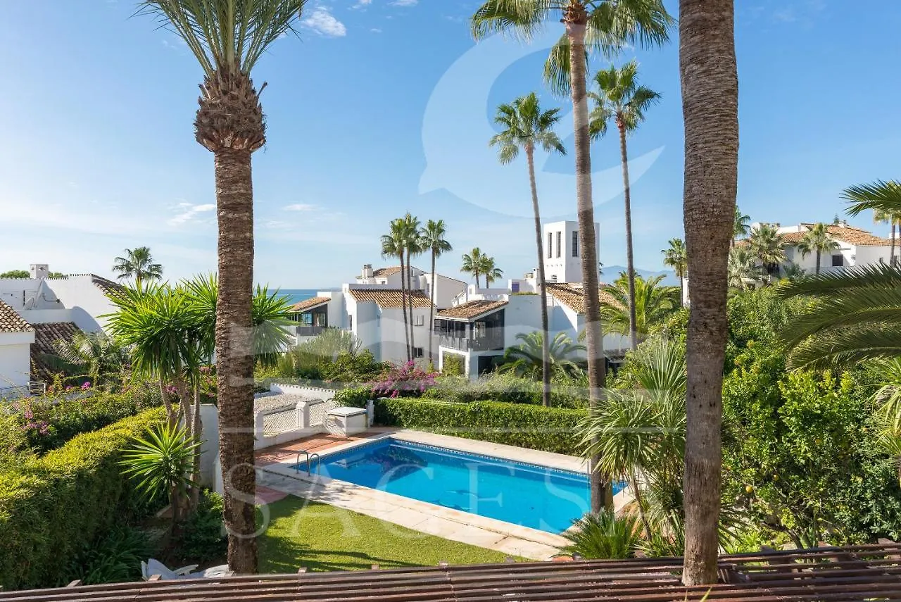 Jardines De Las Golondrinas Aparthotel Marbella Apartment