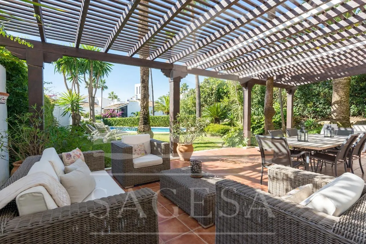 Apartment Jardines De Las Golondrinas Aparthotel Marbella