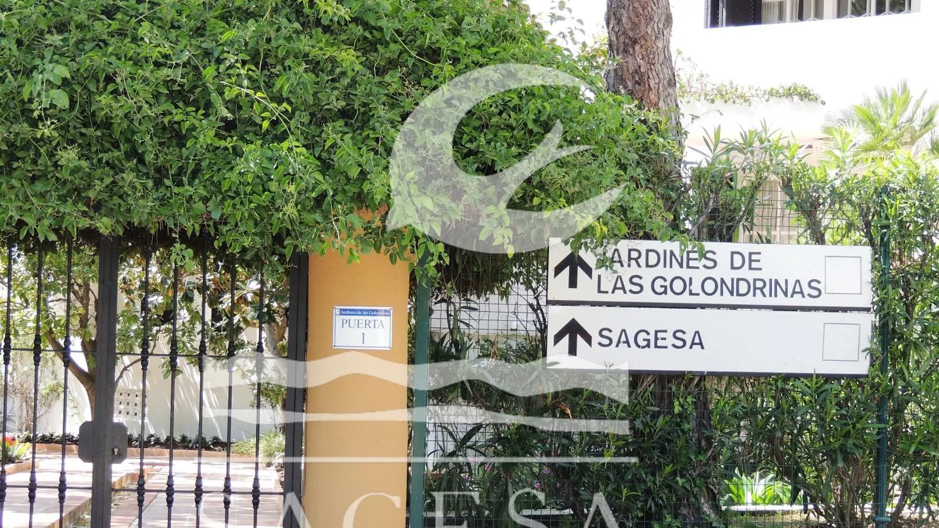 Jardines De Las Golondrinas Aparthotel Marbella Apartment