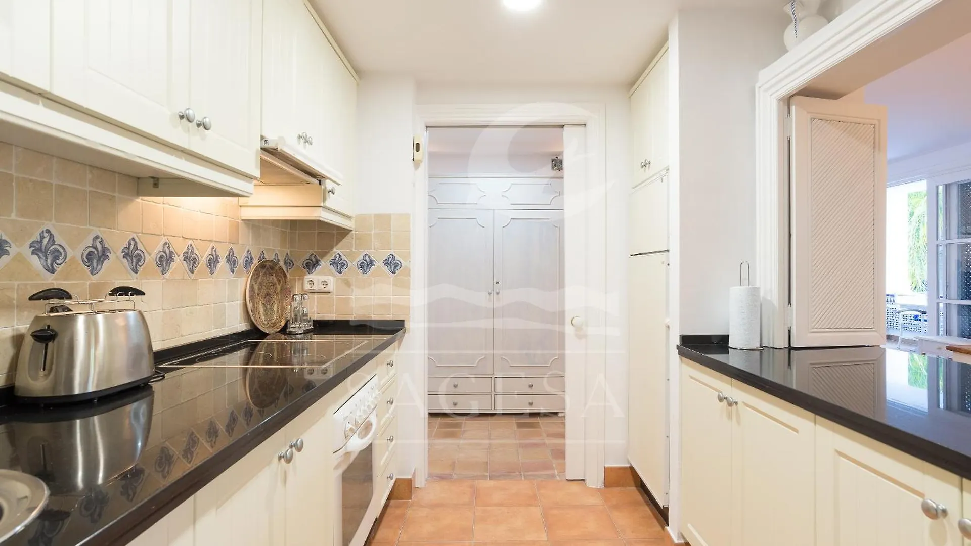 Jardines De Las Golondrinas Marbella Apartment