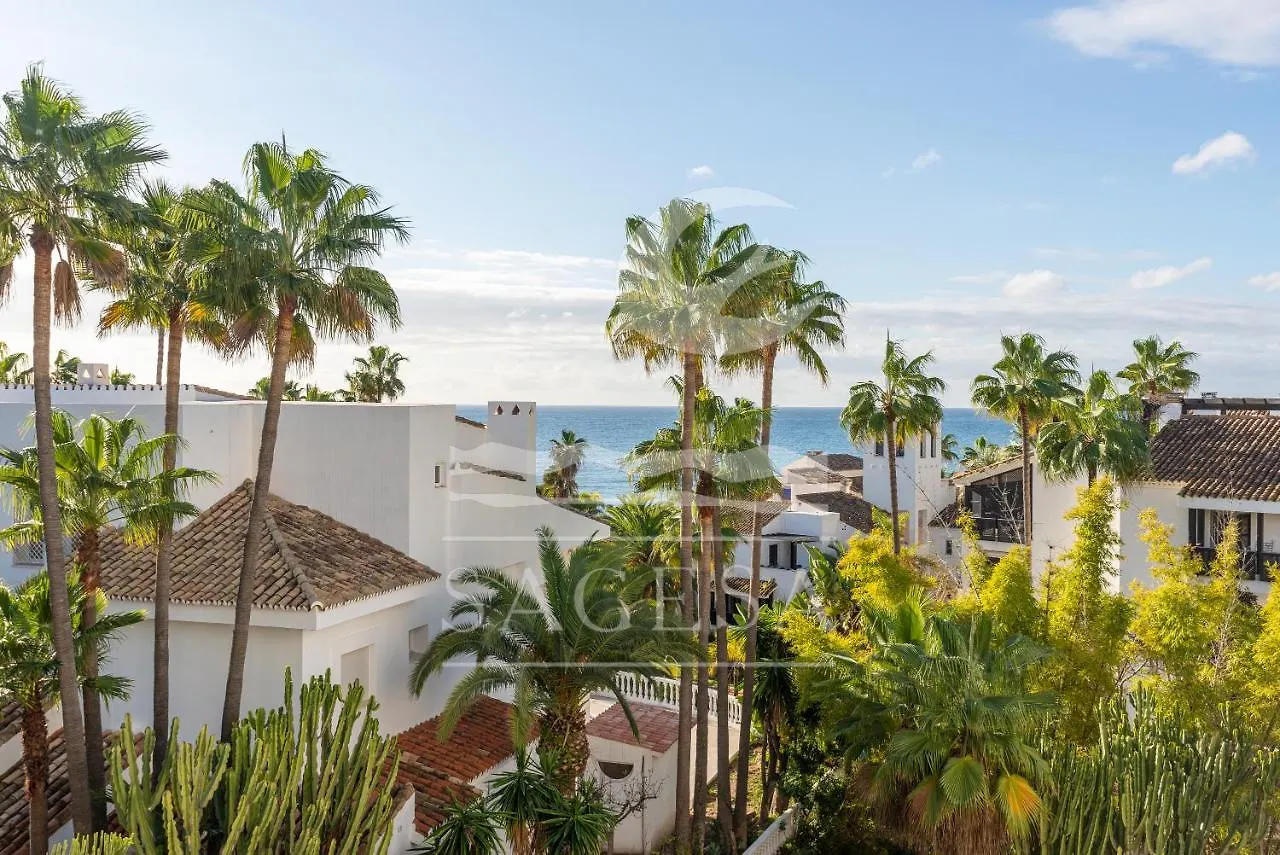 Jardines De Las Golondrinas Marbella