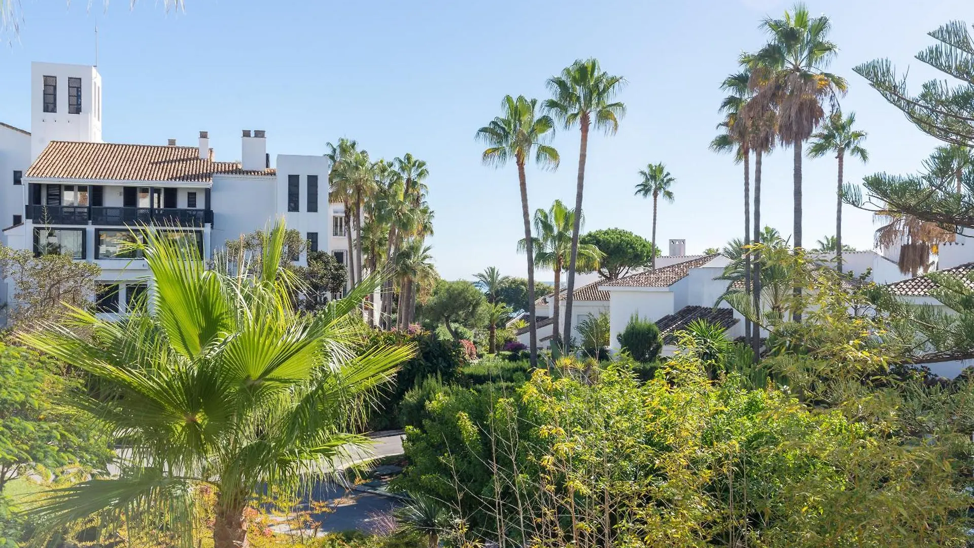 Jardines De Las Golondrinas Marbella Apartament